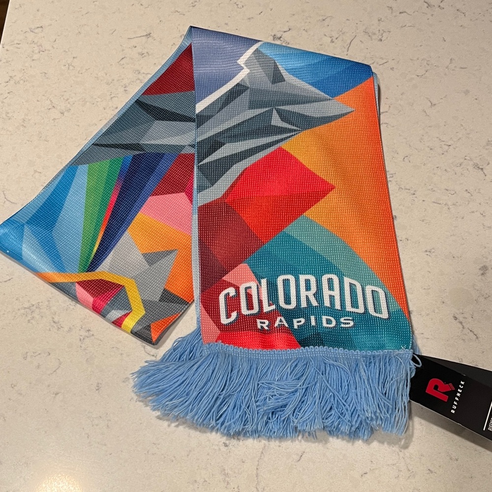 NWT Colorado Rapids Ruffneck Scarf